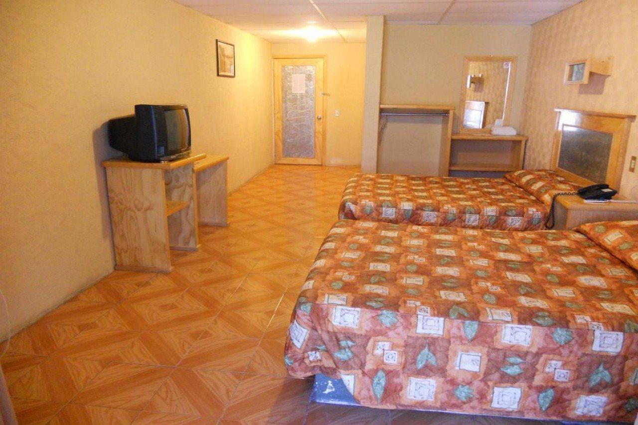 Hotel Plaza El Dorado Pachuca Екстер'єр фото